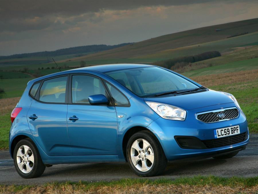  Kia Venga 2009 года  (UK) (фото 13 из 16)